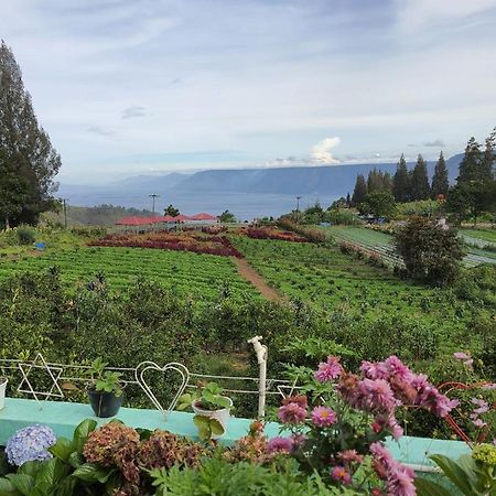 Villa Gunung Mas Berastagi Bagian luar foto