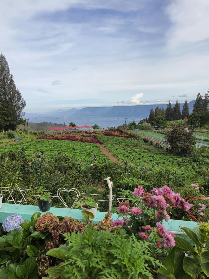 Villa Gunung Mas Berastagi Bagian luar foto